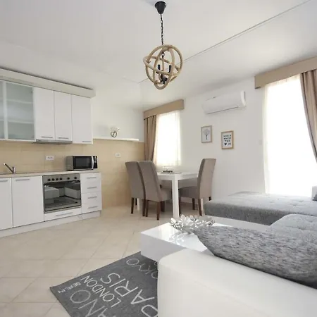 Seaside Apartments Petrovac na moru Exterior foto