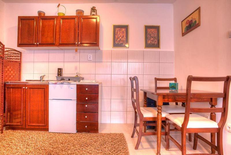 Seaside Apartment Petrovac na moru