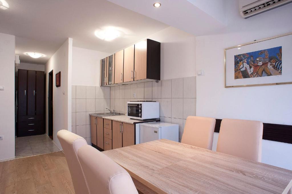 Seaside Apartment Petrovac na moru